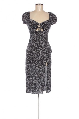 Рокля Bershka, Размер S, Цвят Многоцветен, Цена 8,18 €