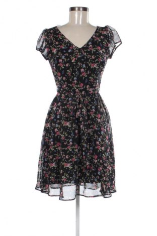 Šaty  Billie & Blossom, Velikost M, Barva Vícebarevné, Cena  696,00 Kč