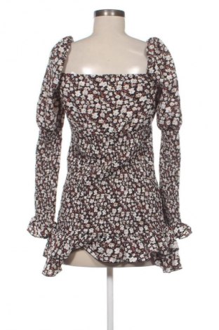 Šaty  Boohoo, Velikost M, Barva Vícebarevné, Cena  259,00 Kč