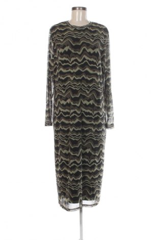 Рокля Bpc Bonprix Collection, Размер XXL, Цвят Многоцветен, Цена 21,87 €