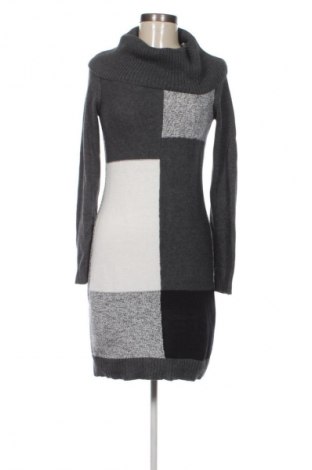 Рокля Bpc Bonprix Collection, Размер S, Цвят Многоцветен, Цена 20,45 €