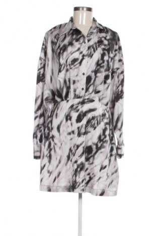 Kleid C&A, Größe M, Farbe Mehrfarbig, Preis 8,99 €