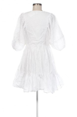 Kleid C&A, Größe XS, Farbe Weiß, Preis 25,99 €