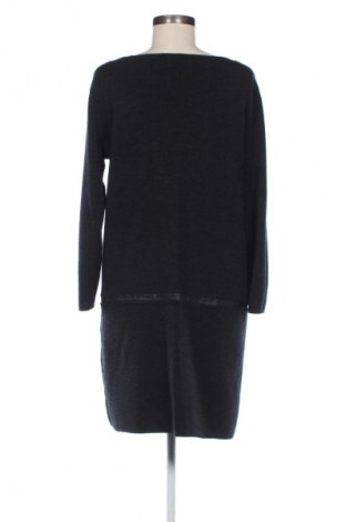 Ruha COS, Méret M, Szín Fekete, Ár 17 359 Ft