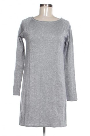 Рокля Colloseum, Размер M, Цвят Сребрист, Цена 20,45 €