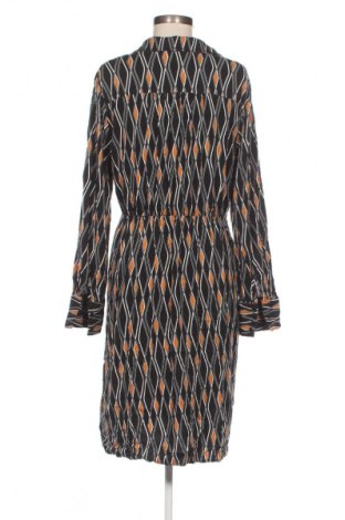 Рокля Cream, Размер M, Цвят Многоцветен, Цена 94,15 €