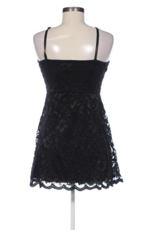 Ruha Cubus, Méret M, Szín Sokszínű, Ár 8 264 Ft