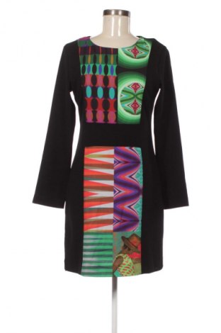 Рокля Desigual, Размер M, Цвят Многоцветен, Цена 42,00 €