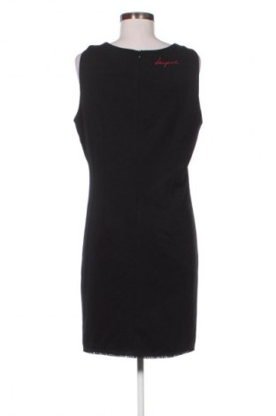 Рокля Desigual, Размер XL, Цвят Многоцветен, Цена 42,00 €