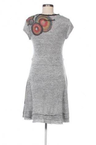 Рокля Desigual, Размер L, Цвят Многоцветен, Цена 42,43 €