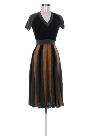 Рокля Dixie, Размер S, Цвят Многоцветен, Цена 66,00 €