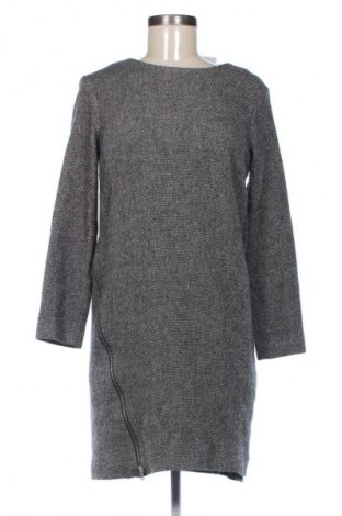 Рокля Esprit, Размер S, Цвят Многоцветен, Цена 7,15 €