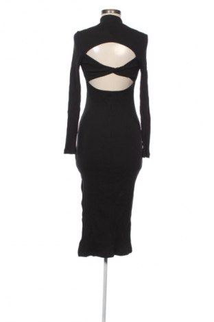 Рокля Even&Odd, Размер M, Цвят Черен, Цена 32,21 €