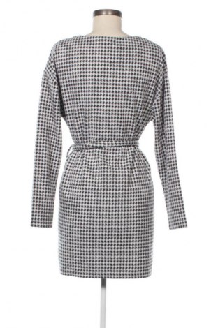 Рокля F&F, Размер L, Цвят Многоцветен, Цена 7,66 €