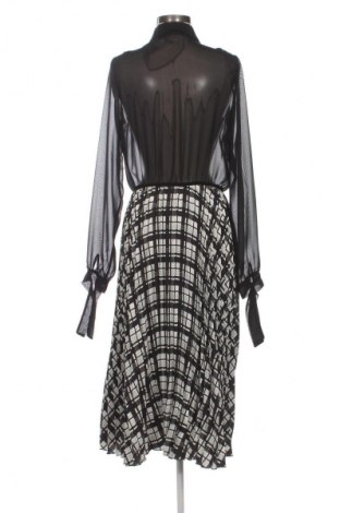 Рокля F&F, Размер M, Цвят Многоцветен, Цена 20,45 €