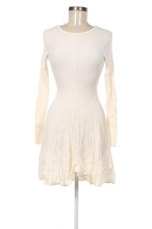 Šaty  Fb Sister, Velikost M, Barva Krémová, Cena  149,00 Kč