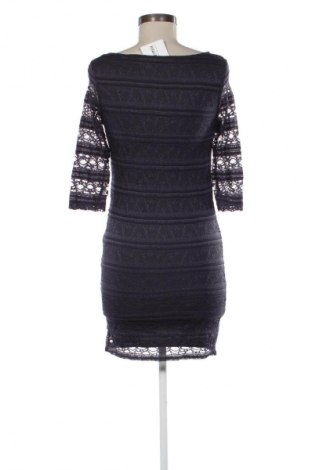 Рокля Fishbone, Размер S, Цвят Многоцветен, Цена 19,94 €