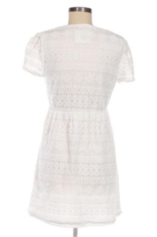 Sukienka Fisherfield, Rozmiar M, Kolor Biały, Cena 107,17 zł