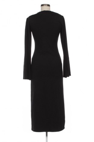 Sukienka Gestuz, Rozmiar S, Kolor Czarny, Cena 428,63 zł