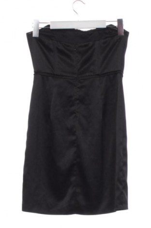 Рокля Gina Tricot, Размер S, Цвят Черен, Цена 15,82 €