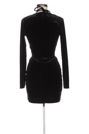 Šaty  Gina Tricot, Velikost M, Barva Černá, Cena  149,00 Kč