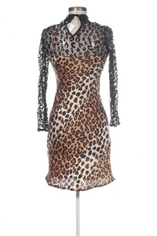 Ruha Guess, Méret S, Szín Sokszínű, Ár 24 609 Ft