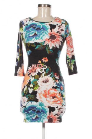 Šaty  H&M, Velikost XS, Barva Vícebarevné, Cena  946,00 Kč