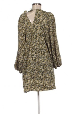 Šaty  H&M, Velikost S, Barva Vícebarevné, Cena  199,00 Kč