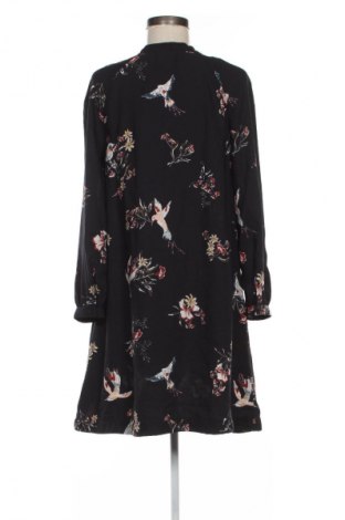 Šaty  H&M, Velikost M, Barva Vícebarevné, Cena  219,00 Kč