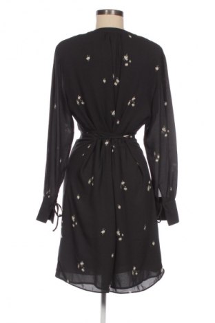 Šaty  H&M, Velikost M, Barva Vícebarevné, Cena  567,00 Kč