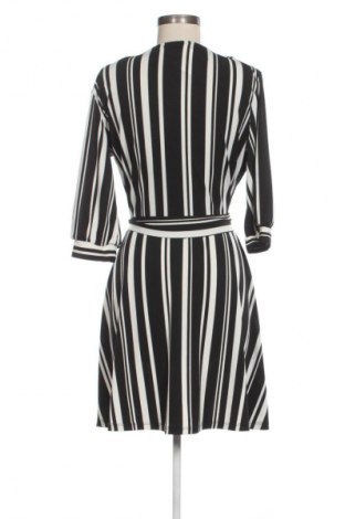 Kleid H&M, Größe M, Farbe Mehrfarbig, Preis 25,99 €