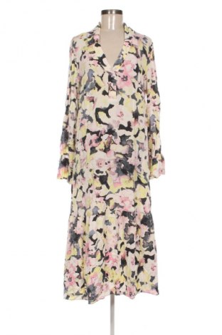 Šaty  H&M, Velikost M, Barva Vícebarevné, Cena  299,00 Kč