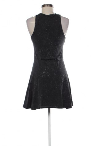 Šaty  H&M Divided, Velikost M, Barva Vícebarevné, Cena  567,00 Kč