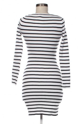 Šaty  H&M Divided, Veľkosť S, Farba Viacfarebná, Cena  23,95 €