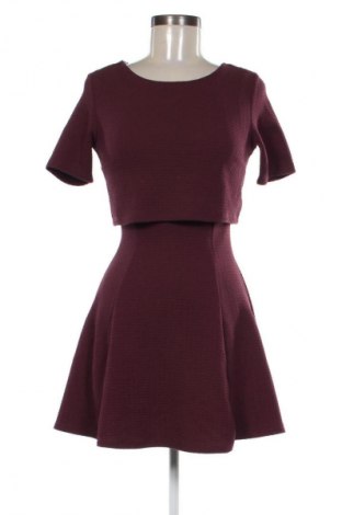 Šaty  H&M Divided, Velikost S, Barva Červená, Cena  599,00 Kč