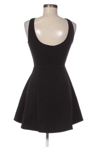 Рокля H&M Divided, Размер S, Цвят Черен, Цена 4,60 €