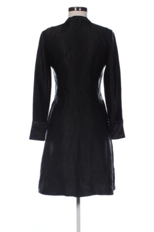 Рокля Hugo Boss, Размер S, Цвят Черен, Цена 98,00 €