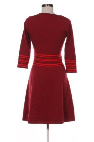 Рокля Hugo Boss, Размер M, Цвят Червен, Цена 104,81 €