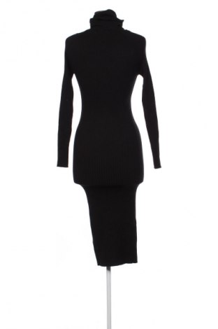 Šaty  In April 1986, Velikost M, Barva Černá, Cena  729,00 Kč