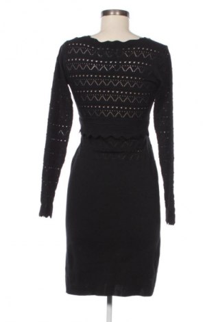 Šaty  J&H Fashion, Velikost M, Barva Černá, Cena  269,00 Kč