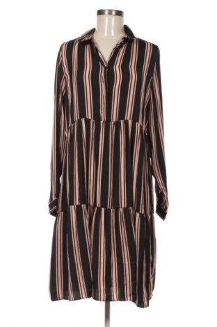 Šaty  Jdy, Velikost M, Barva Vícebarevné, Cena  939,00 Kč