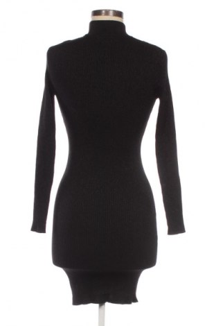 Рокля Jennyfer, Размер S, Цвят Многоцветен, Цена 6,13 €