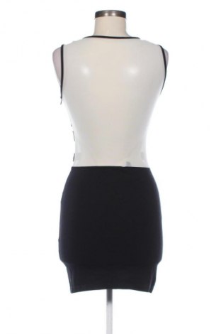 Рокля Kikiriki, Размер M, Цвят Черен, Цена 20,00 €