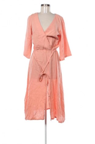 Šaty  Le Baiser, Velikost S, Barva Růžová, Cena  1 190,00 Kč