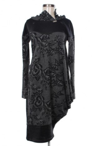 Рокля Lucy, Размер M, Цвят Многоцветен, Цена 20,00 €