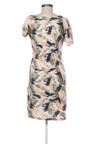Рокля Luxzuz One Two, Размер S, Цвят Многоцветен, Цена 24,44 €