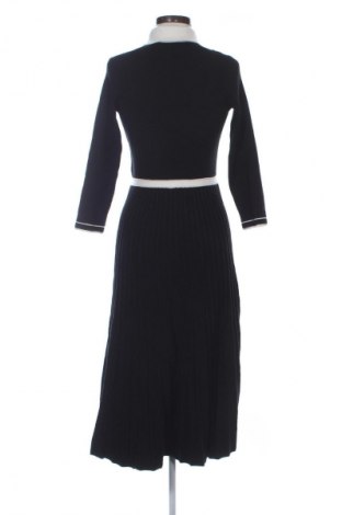 Sukienka Maje, Rozmiar M, Kolor Czarny, Cena 519,99 zł