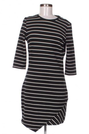 Рокля Mango, Размер M, Цвят Многоцветен, Цена 11,75 €