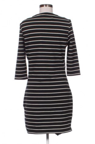 Рокля Mango, Размер M, Цвят Многоцветен, Цена 11,75 €