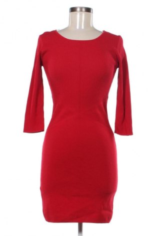 Šaty  Mango, Velikost M, Barva Červená, Cena  519,00 Kč